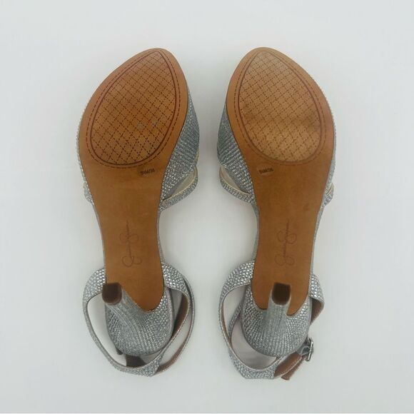 JESSICA SIMPSON | Oluina Rhinestone Platform Pump | Silver/Clear | Size 5.5 - Picture 9 of 10